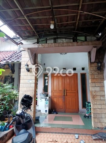 For Sale Rumah 4 Kamar Lokasi Ideal Bagus dan Strategis di Cempaka Putih For Sale Rumah 4 Kamar Lokasi Ideal Bagus dan Strategis di Cempaka Putih