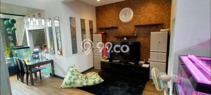 HOT DEAL! Dijual Rumah Berkualitas di mojosongo, Solo, LT 150m2m² LB 250m2m² HOT DEAL! Dijual Rumah Berkualitas di mojosongo, Solo, LT 150m2m² LB 250m2m²