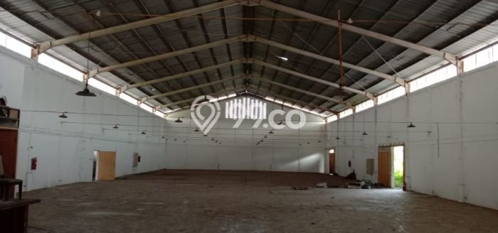 Gudang Bagus Dijual LB 3000m2 Lokasi Strategis Surakarta Area Cocok untuk Bisnis Gudang Bagus Dijual LB 3000m2 Lokasi Strategis Surakarta Area Cocok untuk Bisnis