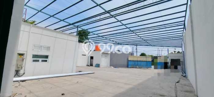 FOR RENT! Gudang di Kartosuro Cocok untuk Bisnis 1300m2 FOR RENT! Gudang di Kartosuro Cocok untuk Bisnis 1300m2