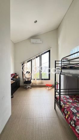 For Sale Hunian Mewah Klasik di Jakarta Selatan For Sale Hunian Mewah Klasik di Jakarta Selatan