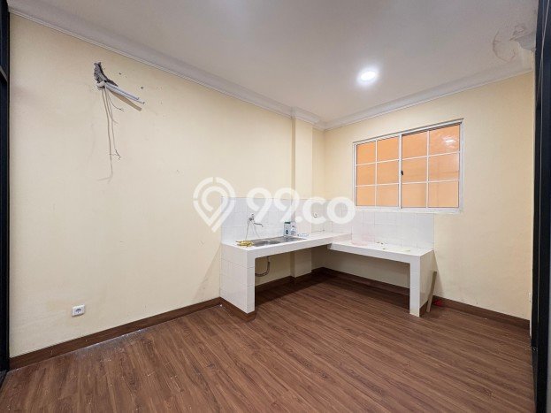 Dijual! Ruko di Pantai Indah Kapuk Jakarta Utara LT 75m2 / LB 225m2 Kawasan Bisnis Dijual! Ruko di Pantai Indah Kapuk Jakarta Utara LT 75m2 / LB 225m2 Kawasan Bisnis