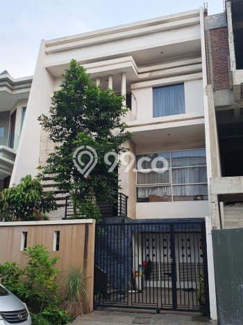 For Sale! Premium House LT 200m2 Desain Modern di Pantai Indah Kapuk For Sale! Premium House LT 200m2 Desain Modern di Pantai Indah Kapuk