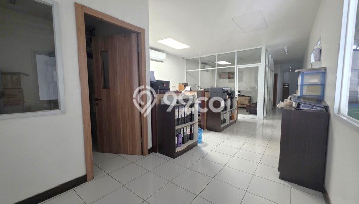 Area Ramai! Gudang Dijual di Cakung untuk Bisnis Luas Bangunan 472m2 Area Ramai! Gudang Dijual di Cakung untuk Bisnis Luas Bangunan 472m2