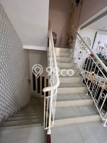 Rumah Luxury Modern Tanpa Renovasi di Pluit Jakarta Utara Rumah Luxury Modern Tanpa Renovasi di Pluit Jakarta Utara