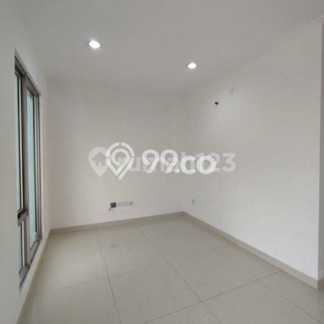 Disewakan! Rumah 3 Kamar Tidur &
3 Kamar Mandi di Pantai Indah Kapuk, Jakarta Utara Disewakan! Rumah 3 Kamar Tidur &
3 Kamar Mandi di Pantai Indah Kapuk, Jakarta Utara