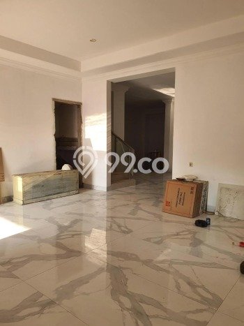 Rumah Mewah LB 300m2 Siap Huni Desain Elegan di Daan Mogot, Jakarta Barat Rumah Mewah LB 300m2 Siap Huni Desain Elegan di Daan Mogot, Jakarta Barat