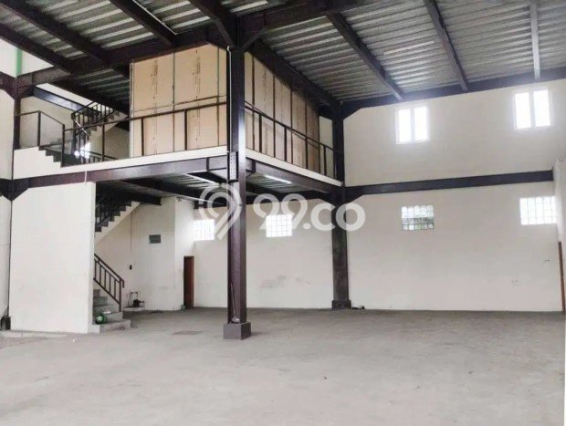 Unit Komersial Disewakan di Jakarta Barat Area Strategis Harga Kompetitif Unit Komersial Disewakan di Jakarta Barat Area Strategis Harga Kompetitif