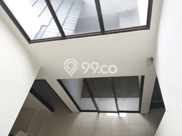 Rumah Siap Disurvey di BSD City, Tangerang, LT 135m² LB 171m² Rumah Siap Disurvey di BSD City, Tangerang, LT 135m² LB 171m²