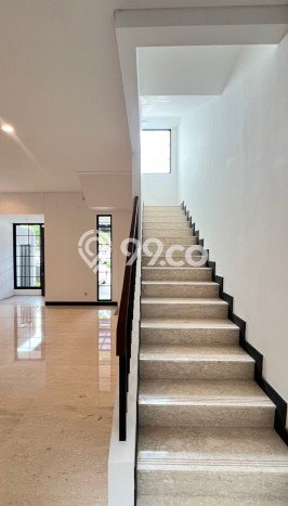 Jarang Ada! Rumah Sewa 4 Kamar Nyaman Siap Huni BSD City Jarang Ada! Rumah Sewa 4 Kamar Nyaman Siap Huni BSD City