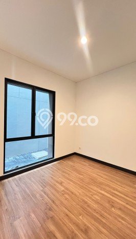 Jarang Ada! Rumah Sewa 4 Kamar Nyaman Siap Huni BSD City Jarang Ada! Rumah Sewa 4 Kamar Nyaman Siap Huni BSD City
