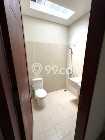 Siap Huni Rumah Mewah 4 Kamar di Kelapa Gading Dekat ke Mana Saja Siap Huni Rumah Mewah 4 Kamar di Kelapa Gading Dekat ke Mana Saja
