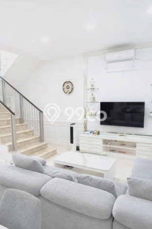 Rumah Luxury Modern Siap Huni di Pantai Indah Kapuk Jakarta Utara Rumah Luxury Modern Siap Huni di Pantai Indah Kapuk Jakarta Utara