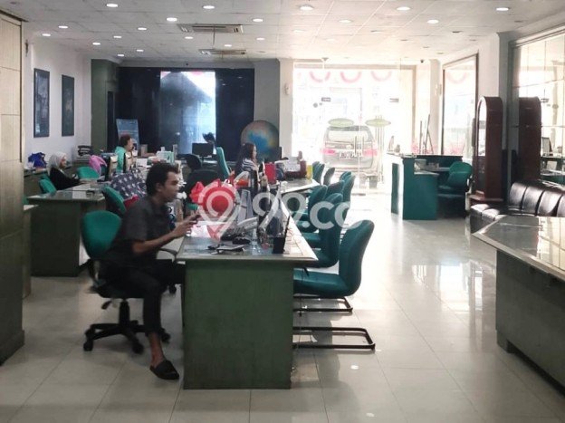 Ruko Lokasi Premium Kawasan Gambir, Luas 262m², Jalan Raya Ruko Lokasi Premium Kawasan Gambir, Luas 262m², Jalan Raya