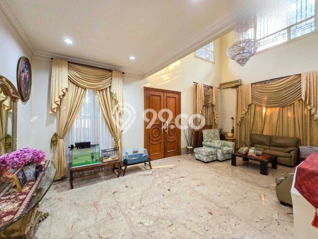 Rumah Elit Modern Siap Huni di Puri Indah Jakarta Barat Rumah Elit Modern Siap Huni di Puri Indah Jakarta Barat