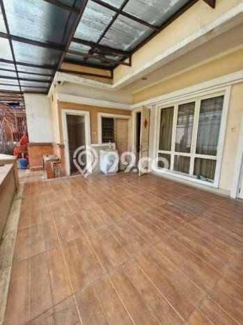 Rumah Mewah LB 180m2 Siap Huni Desain Elegan di Pantai Indah Kapuk, Jakarta Utara Rumah Mewah LB 180m2 Siap Huni Desain Elegan di Pantai Indah Kapuk, Jakarta Utara