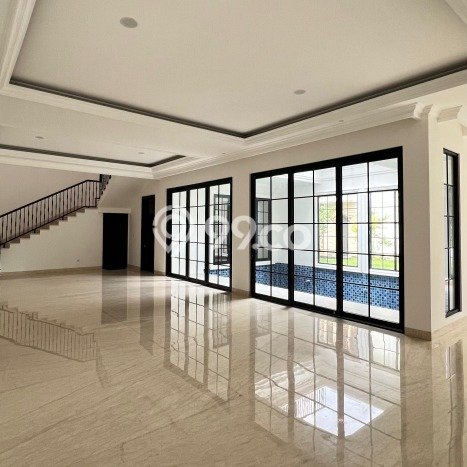 Rumah SUPER MEWAH! area BSD City, Tangerang, Luas 320m² Bangunan 433m², HARGA SPESIAL Rumah SUPER MEWAH! area BSD City, Tangerang, Luas 320m² Bangunan 433m², HARGA SPESIAL