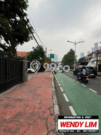 Unit Komersial Dijual di Menteng Jakarta Pusat Luas Tanah 741m2, Luas Bangunan 500m2 Unit Komersial Dijual di Menteng Jakarta Pusat Luas Tanah 741m2, Luas Bangunan 500m2