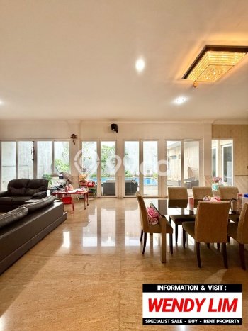 Ready to Use! Premium House LT 589m2 Desain Modern di Patal Senayan Ready to Use! Premium House LT 589m2 Desain Modern di Patal Senayan