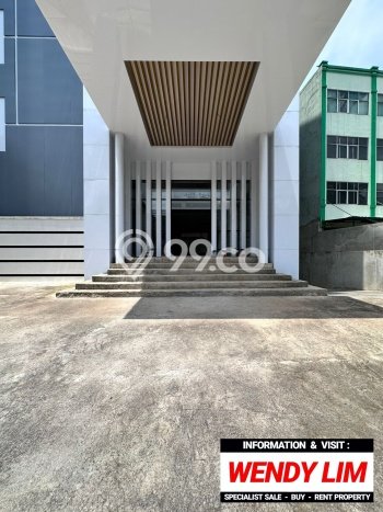 Kantor Dijual Lokasi Emas di Mampang Prapatan Luas 3229m2 Kantor Dijual Lokasi Emas di Mampang Prapatan Luas 3229m2