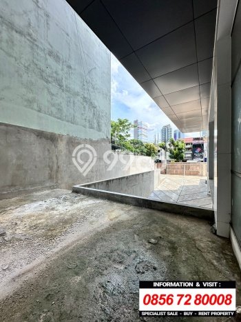Kantor Dijual Lokasi Emas di Mampang Prapatan Luas 3229m2 Kantor Dijual Lokasi Emas di Mampang Prapatan Luas 3229m2