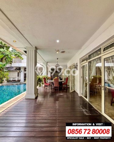 Rumah Eksklusif Siap Huni LT 1300m2 di Kebayoran Baru, Jakarta Selatan Rumah Eksklusif Siap Huni LT 1300m2 di Kebayoran Baru, Jakarta Selatan