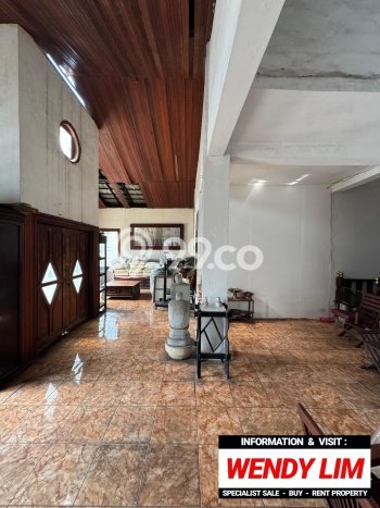 Dijual Rumah Luas Megah Dengan View Eksklusif di Senopati, Jakarta Selatan Dijual Rumah Luas Megah Dengan View Eksklusif di Senopati, Jakarta Selatan