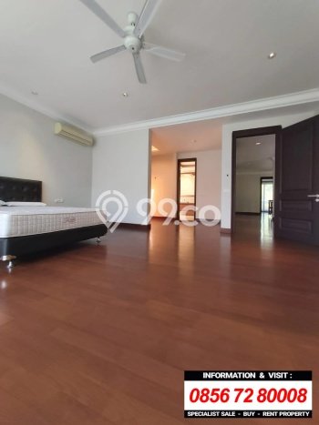Hunian Mewah Siap Huni LT 331m2 di Kebayoran Baru, Jakarta Selatan Hunian Mewah Siap Huni LT 331m2 di Kebayoran Baru, Jakarta Selatan