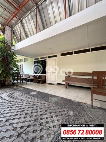 Hunian Mewah Siap Huni LT 530m2 di Kebayoran Baru, Jakarta Selatan Hunian Mewah Siap Huni LT 530m2 di Kebayoran Baru, Jakarta Selatan