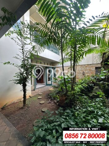 Rumah Luxury Modern Siap Huni di Senopati Jakarta Selatan Rumah Luxury Modern Siap Huni di Senopati Jakarta Selatan