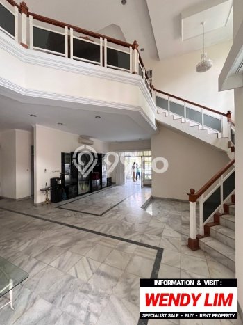 Dijual Rumah Luas Megah Dengan View Eksklusif di Mega Kuningan, Jakarta Selatan Dijual Rumah Luas Megah Dengan View Eksklusif di Mega Kuningan, Jakarta Selatan