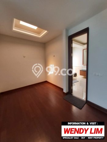 Hunian Mewah Siap Huni LT 331m2 di Kebayoran Baru, Jakarta Selatan Hunian Mewah Siap Huni LT 331m2 di Kebayoran Baru, Jakarta Selatan