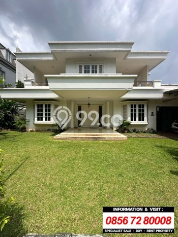 Dijual Rumah Mewah Elegan Dengan View Cantik di Senayan, Jakarta Selatan Dijual Rumah Mewah Elegan Dengan View Cantik di Senayan, Jakarta Selatan