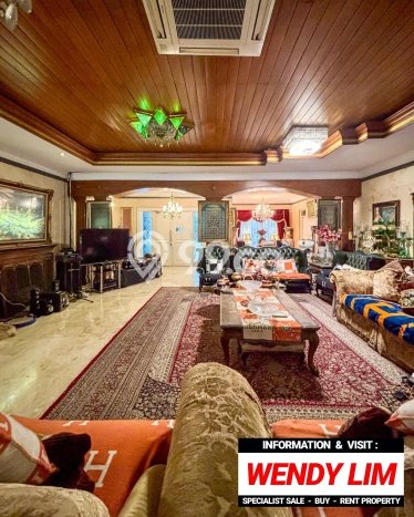 Rumah Eksklusif Siap Huni LT 1300m2 di Kebayoran Baru, Jakarta Selatan Rumah Eksklusif Siap Huni LT 1300m2 di Kebayoran Baru, Jakarta Selatan