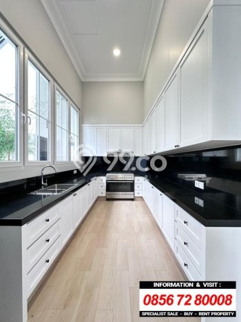 Siap Huni Hunian Elit 7 Kamar di Menteng Dekat ke Mana Saja Siap Huni Hunian Elit 7 Kamar di Menteng Dekat ke Mana Saja