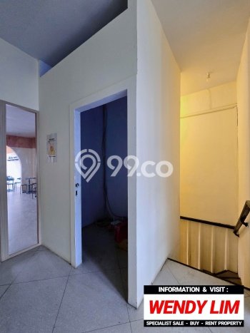 Unit Ruko Dijual di Jakarta Selatan LT 564m2 & LB 440m2 Unit Ruko Dijual di Jakarta Selatan LT 564m2 & LB 440m2