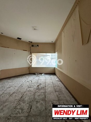 Dijual Hunian Mewah dengan Fasilitas Sekitar Komplit di Kebayoran Baru, Jakarta Selatan Dijual Hunian Mewah dengan Fasilitas Sekitar Komplit di Kebayoran Baru, Jakarta Selatan