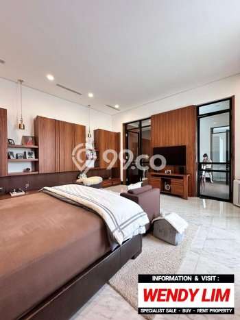 Dijual Rumah Luas Elegan Dengan View Eksklusif di Permata Hijau, Jakarta Selatan Dijual Rumah Luas Elegan Dengan View Eksklusif di Permata Hijau, Jakarta Selatan