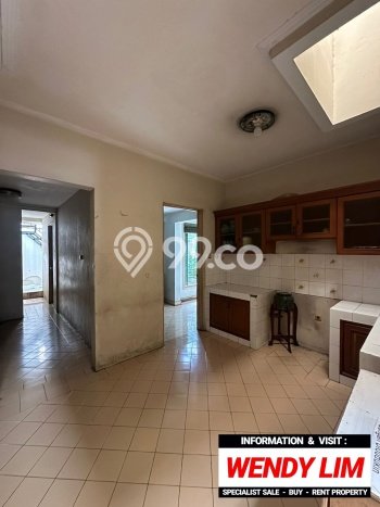 Rumah Luxury Modern Siap Huni di Senopati Jakarta Selatan Rumah Luxury Modern Siap Huni di Senopati Jakarta Selatan