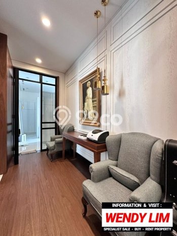 Dijual Rumah Luas Elegan Dengan View Eksklusif di Permata Hijau, Jakarta Selatan Dijual Rumah Luas Elegan Dengan View Eksklusif di Permata Hijau, Jakarta Selatan