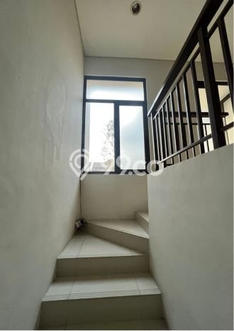 Rumah sewa siap pakai 3 KT di BSD City, Tangerang Rumah sewa siap pakai 3 KT di BSD City, Tangerang