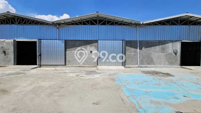 Gudang For Rent di Penjaringan, Luas 200m², Area Komersial, Akses Utama Gudang For Rent di Penjaringan, Luas 200m², Area Komersial, Akses Utama