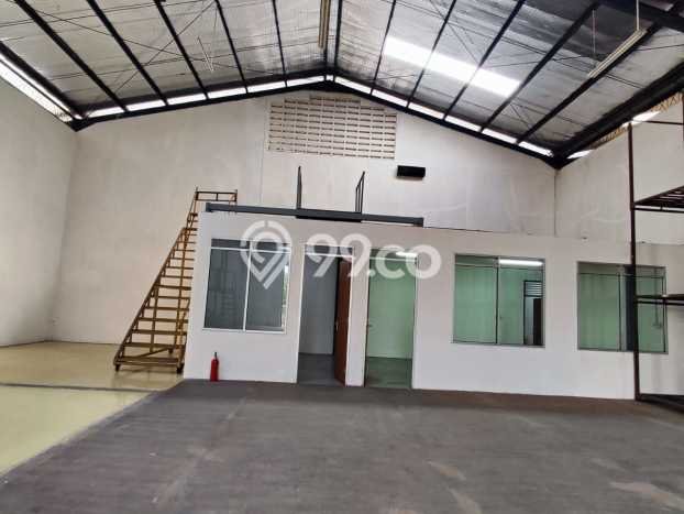 Gudang disewakan lokasi strategis Cikupa Tangerang 375m2 Gudang disewakan lokasi strategis Cikupa Tangerang 375m2
