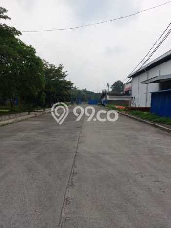 INVESTASI MENGUNTUNGKAN! Gudang di Balaraja, Luas 2000m², Pusat Komersial INVESTASI MENGUNTUNGKAN! Gudang di Balaraja, Luas 2000m², Pusat Komersial