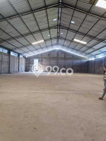 AREA BISNIS! Gudang di Jurumudi, Luas 1000m², Lokasi Strategis AREA BISNIS! Gudang di Jurumudi, Luas 1000m², Lokasi Strategis