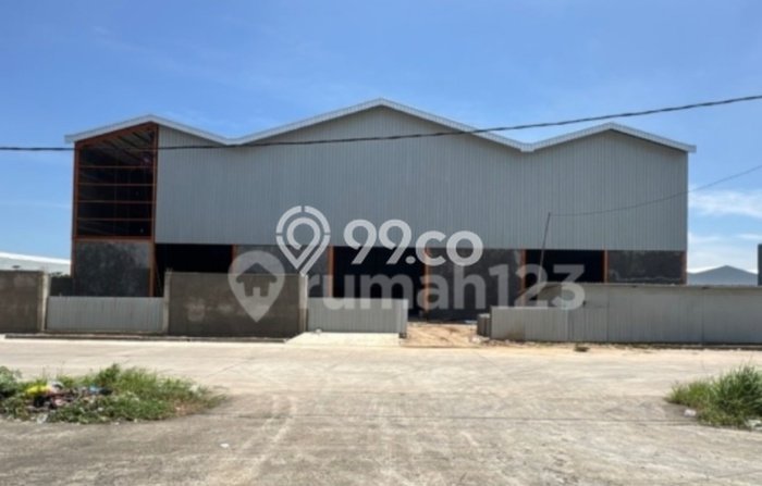 Unit Gudang Disewa Lokasi Pakuhaji, Tangerang Spesifikasi Luas Bangunan 2400m2 Unit Gudang Disewa Lokasi Pakuhaji, Tangerang Spesifikasi Luas Bangunan 2400m2