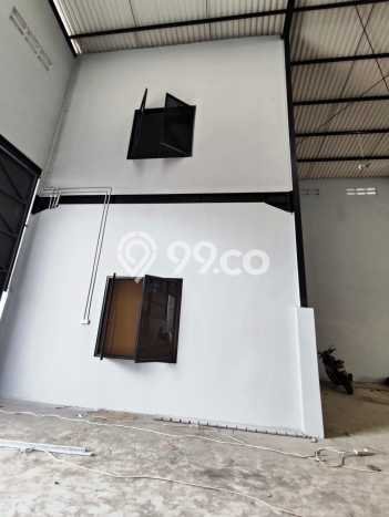 AREA BERKEMBANG! Gudang For Rent Kawasan Tangerang, Luas 1400m², Siap Operasional AREA BERKEMBANG! Gudang For Rent Kawasan Tangerang, Luas 1400m², Siap Operasional