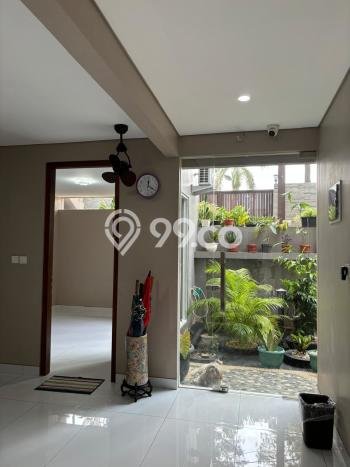 Hunian Elit LB 560m2 Siap Pakai Desain Elegan di Gading Serpong, Tangerang Hunian Elit LB 560m2 Siap Pakai Desain Elegan di Gading Serpong, Tangerang