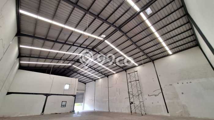 Area Strategis! Disewakan Gudang Lokasi Legok, Tangerang Cocok untuk Bisnis Area Strategis! Disewakan Gudang Lokasi Legok, Tangerang Cocok untuk Bisnis