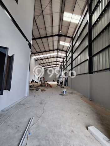 AREA BERKEMBANG! Gudang For Rent Kawasan Tangerang, Luas 1400m², Siap Operasional AREA BERKEMBANG! Gudang For Rent Kawasan Tangerang, Luas 1400m², Siap Operasional